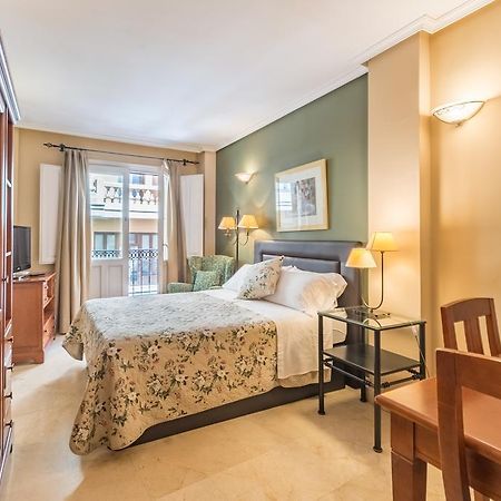 Apartamentos Caballero De Gracia Madrid Extérieur photo