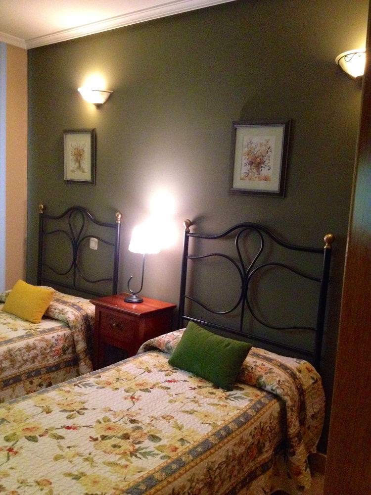 Apartamentos Caballero De Gracia Madrid Extérieur photo
